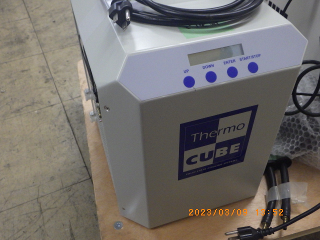 Thermocube Model 200-1C-3-CPの在庫写真