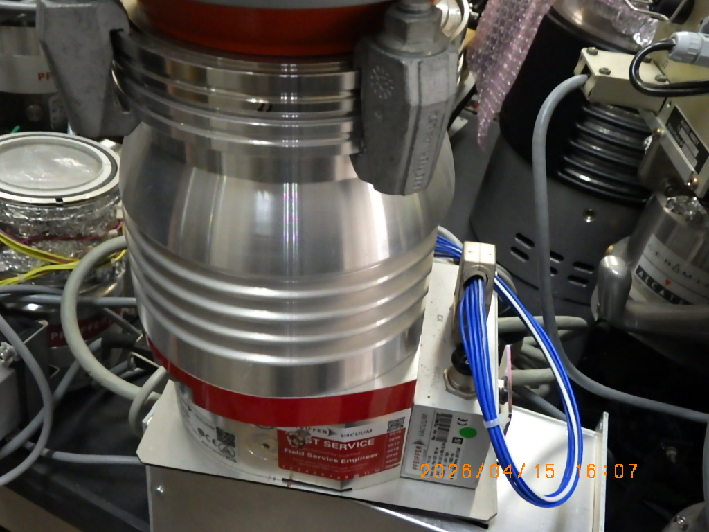 HiPace 300の在庫写真