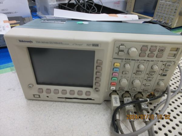 TDS3054B（テクトロニクス Tektronix）の中古在庫写真