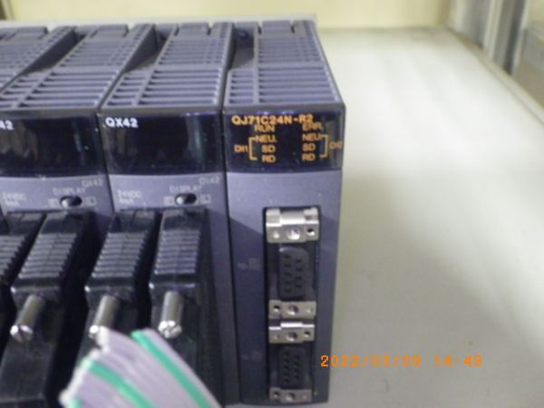 QJ71C24N-R2の在庫写真