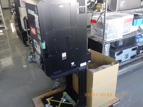 X1L-05B100KP形の在庫写真