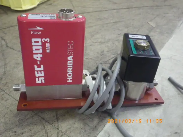 堀場エステック Stec SEC-400MK3 外観写真(1/2)