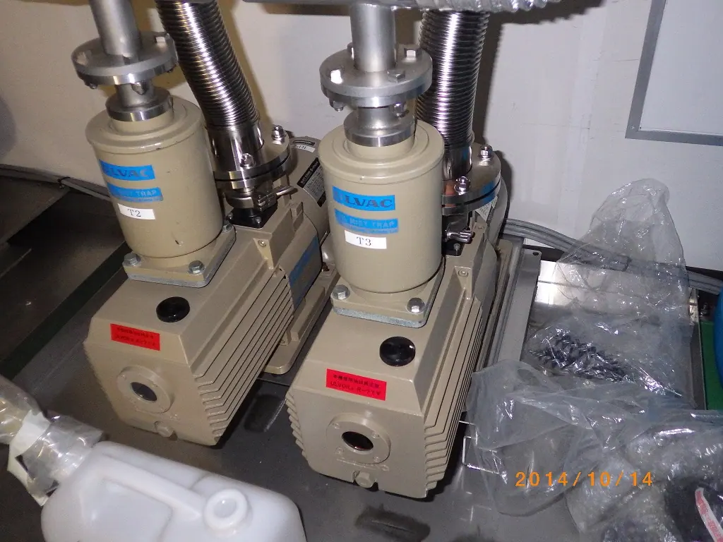 アルバック Ulvac D-240DK 外観写真(1/2)