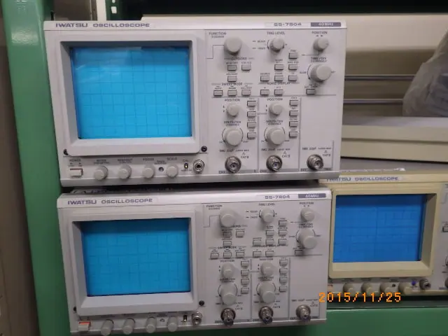 岩通 Iwatsu SS-7804 外観写真(1/2)