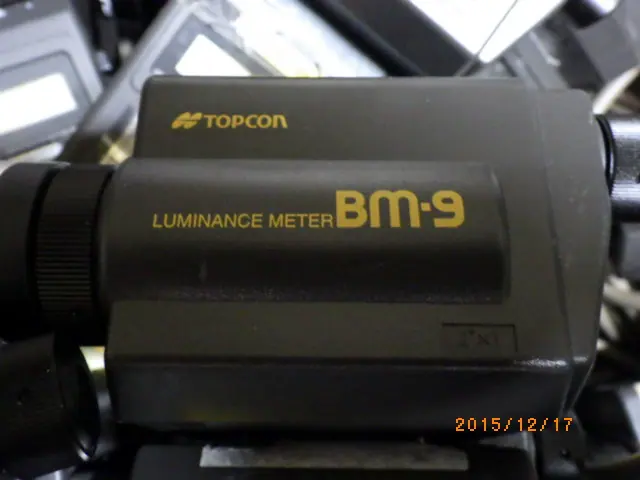トプコン Topcon BM-9M 銘板写真(2/2)
