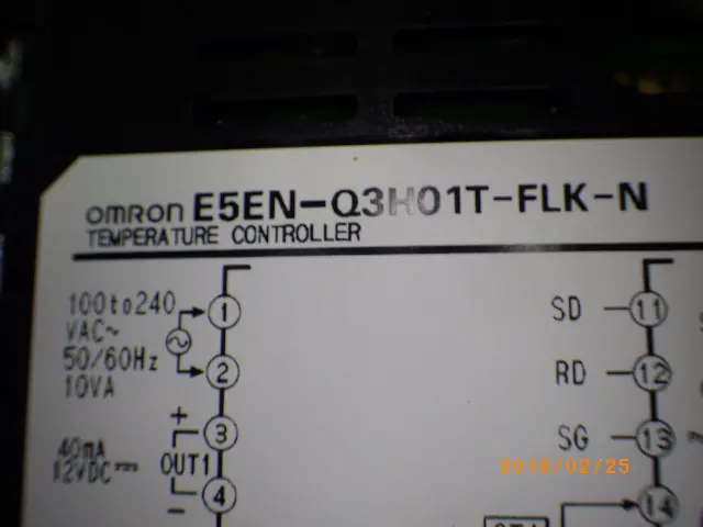 オムロン Omron E5EN-Q3H01T-FLK-N 銘板写真(2/2)