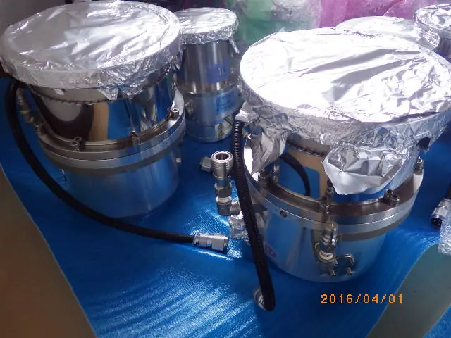 島津製作所 Shimadzu TMP-1003LM 外観写真(1/2)