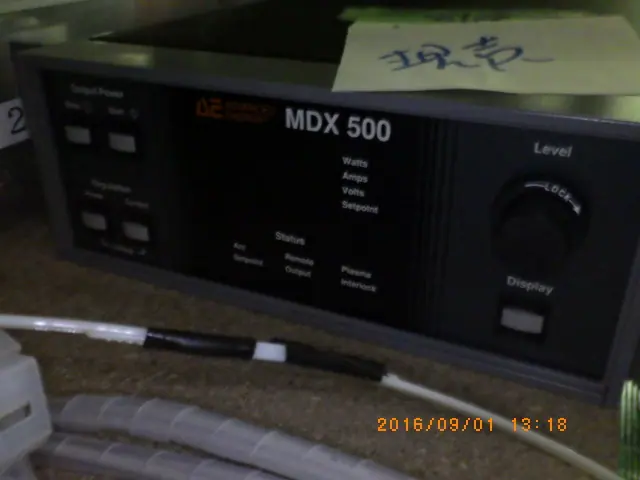 アドバンスドエナジー AE MDX-500 外観写真(1/2)