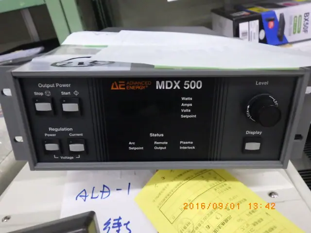アドバンスドエナジー AE MDX-500 外観写真(1/2)