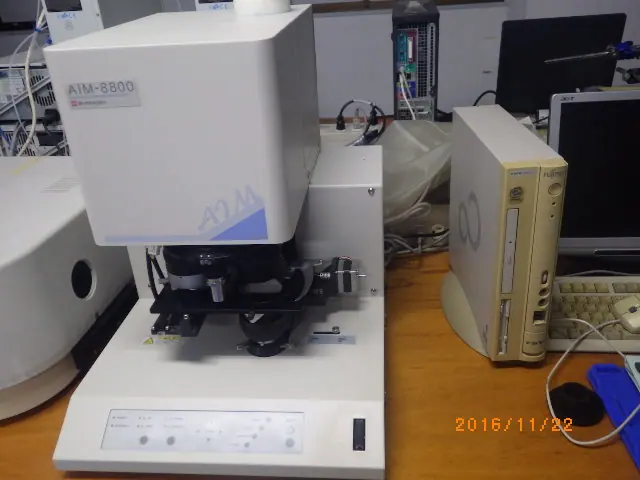 島津製作所 Shimadzu FTIR-8400 銘板写真(2/2)