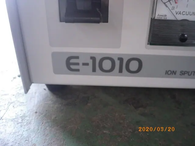 日立 Hitachi E-1010 銘板写真(2/2)