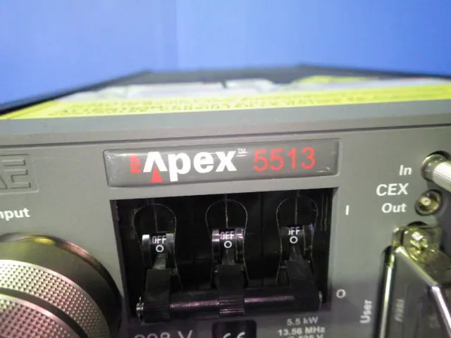 アドバンスドエナジー AE APEX5513 銘板写真(2/2)