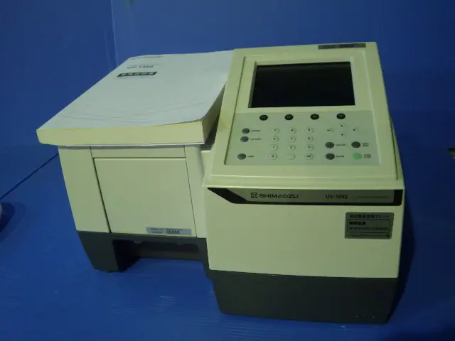 島津製作所 Shimadzu UV1280 外観写真(1/2)