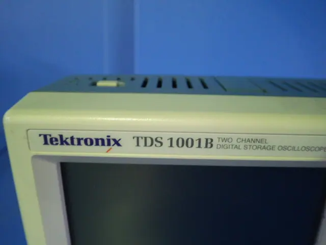 テクトロニクス Tektronix TDS1001B 銘板写真(2/2)