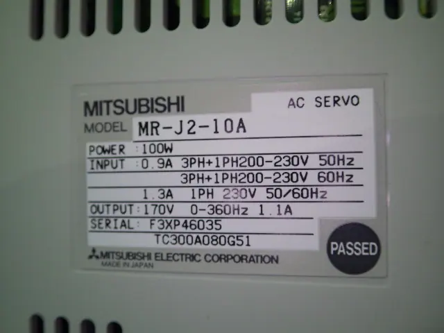 三菱電機 Mitsubishi MR-J2-10A 銘板写真(2/2)