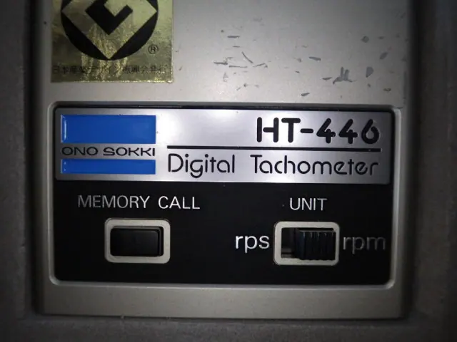小野測器 HT-446 銘板写真(2/2)