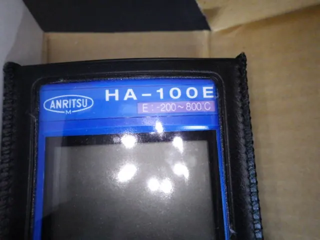 安立計器 HA-100E 銘板写真(2/2)