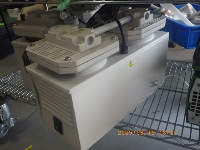 アルバック Ulvac DA-121D 外観写真(1/2)