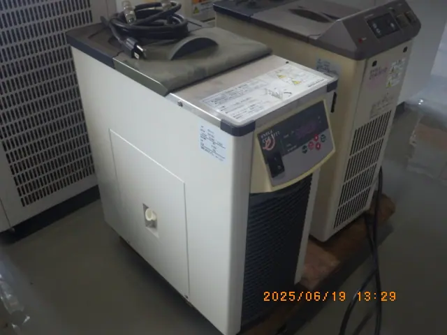 東京理化器械 Eyela CCA-1111 外観写真(1/2)