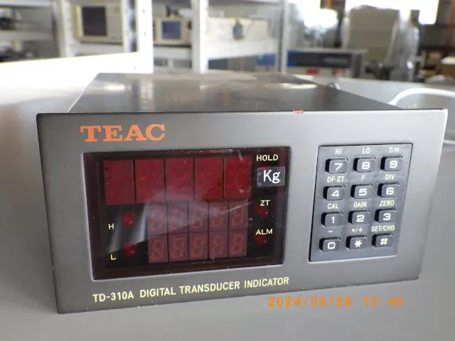 ティアック TD-310A 外観写真(1/2)