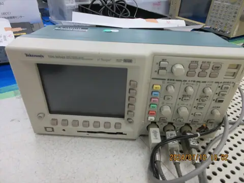 TDS3054B（テクトロニクス Tektronix）の中古在庫写真