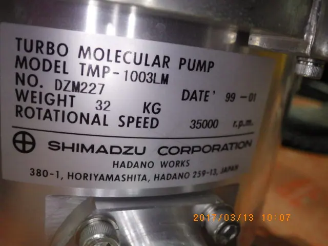 島津製作所 Shimadzu TMP-1003LM 銘板写真(2/2)