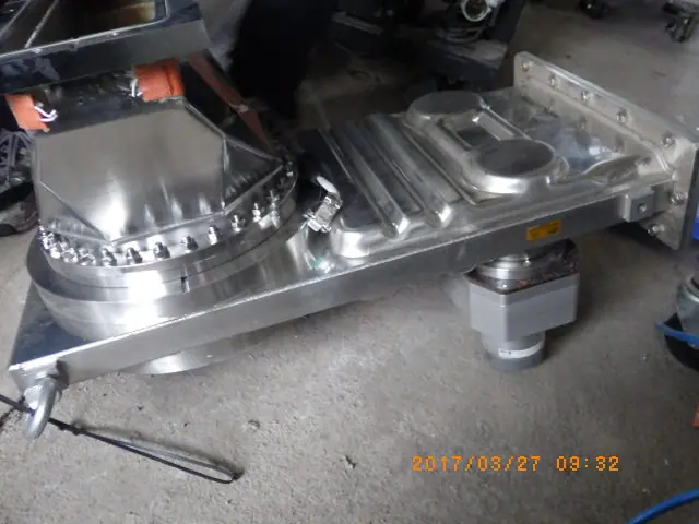 VAT 64248-CE52-AGA1/0021 外観写真(1/2)