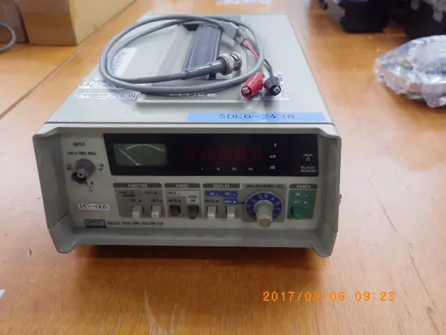 フルーク FLUKE 8922A 外観写真(1/2)