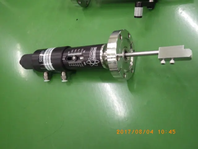 MDC Vacuum Products ABLM-275-1 外観写真(1/2)