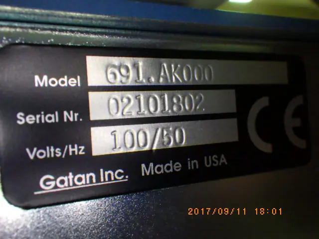 Gatan model691 銘板写真(2/2)