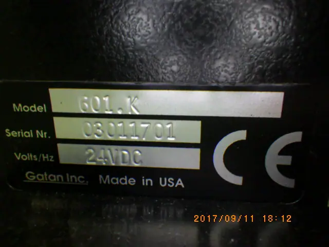 Gatan model601 銘板写真(2/2)