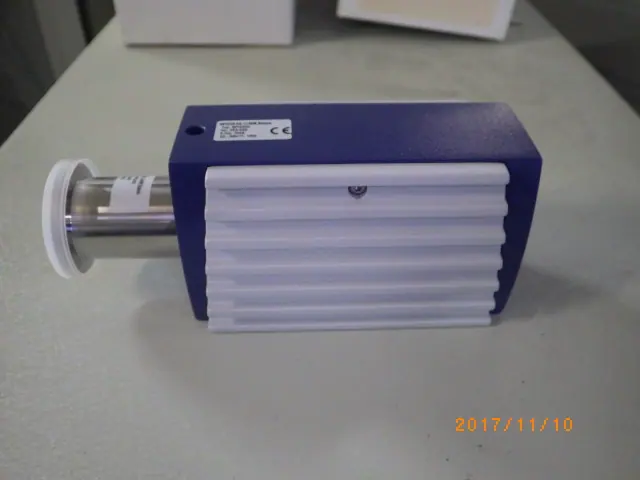 インフィコン Inficon BPG400 外観写真(1/2)
