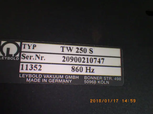 ライボルト Leybold TW250S 銘板写真(2/2)