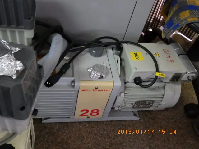 エドワーズ Edwards E2M28 外観写真(1/2)