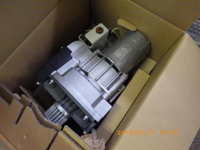 日立 Hitachi SRL-0.75C5 外観写真(1/2)