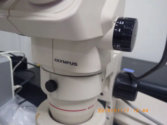 オリンパス Olympus SZ-40 銘板写真(2/2)