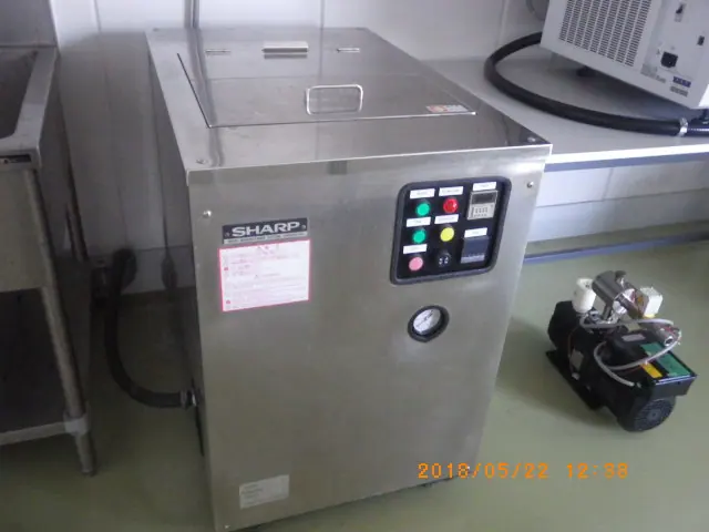 シャープ Sharp UC-600A 外観写真(1/2)