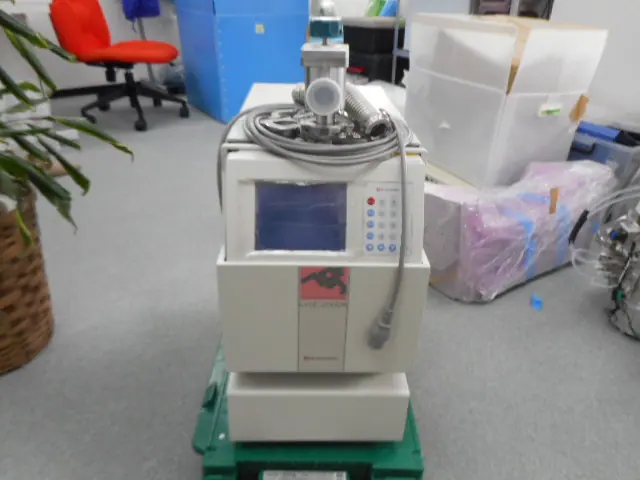 島津製作所 Shimadzu MSE-2000R 外観写真(1/2)