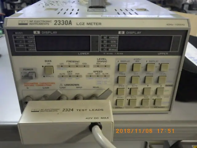 エヌエフ回路設計ブロック NF 2330A 外観写真(1/2)