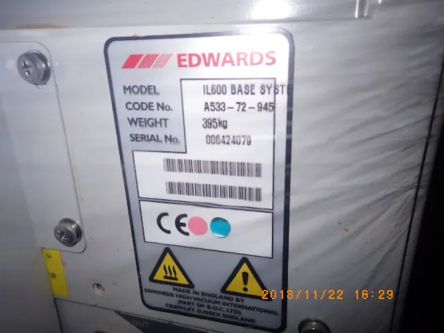 エドワーズ Edwards iL600 BASE SYSTEM 銘板写真(2/2)