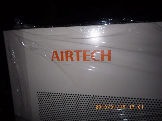日本エアーテック Airtech クリーンパーテション 銘板写真(2/2)