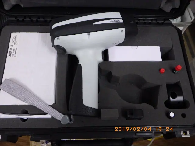 サーモフィッシャーサイエンティフィックThermo Fisher micro PHAZIR 外観写真(1/2)