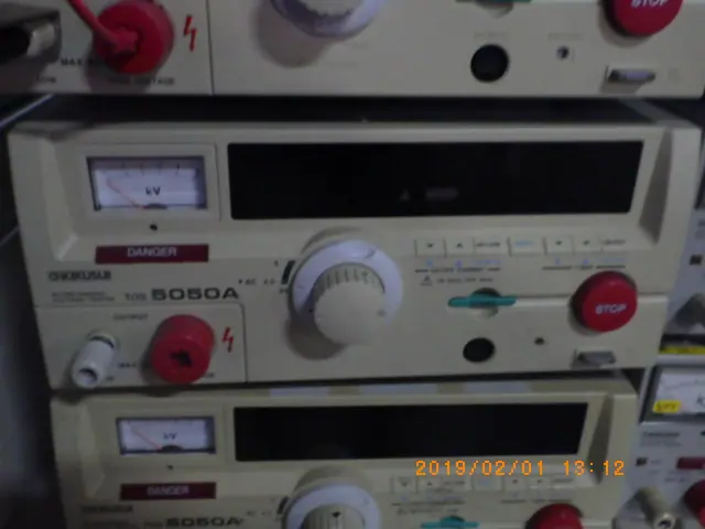 菊水電子工業 Kikusui TOS5050A 外観写真(1/2)