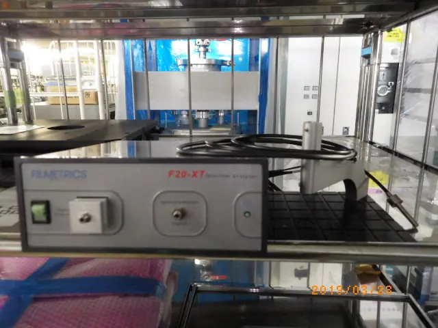 フィルメトリクス F20-XT 外観写真(1/2)