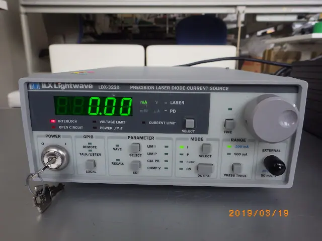 Newport LDX-3220 外観写真(1/2)