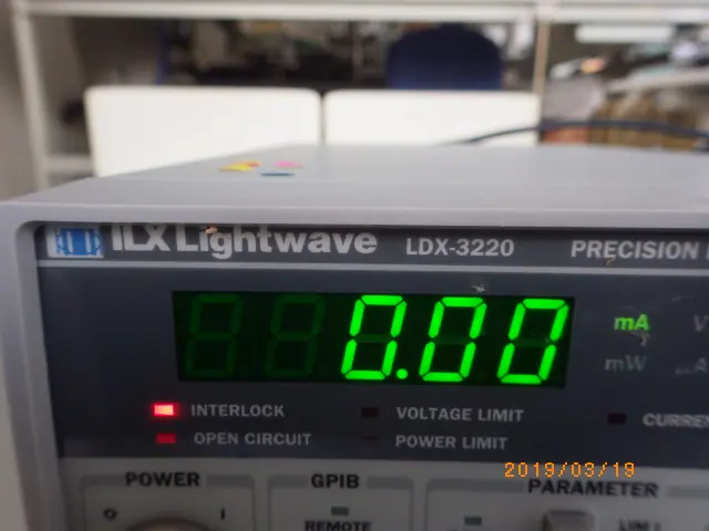 Newport LDX-3220 銘板写真(2/2)