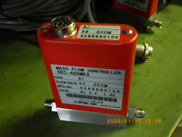 堀場エステック Stec SEC-400MK3 外観写真(1/2)