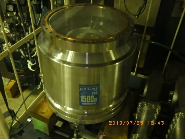 アルバック Ulvac UTM1500M 外観写真(1/2)