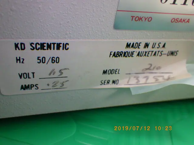 KD Scientific 210 銘板写真(2/2)