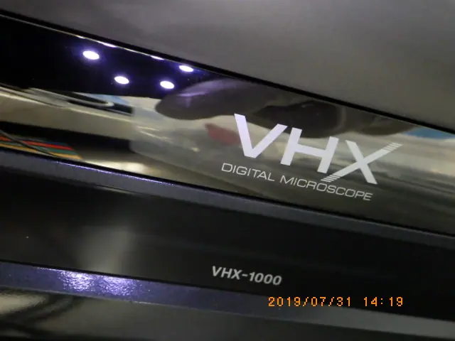 キーエンス Keyence VHX-1000 銘板写真(2/2)